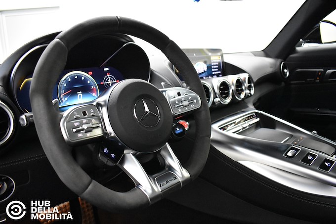 MERCEDES-BENZ GT AMG